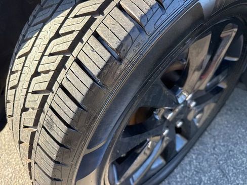 Used 2022 Jeep Grand Cherokee Laredo X image 7