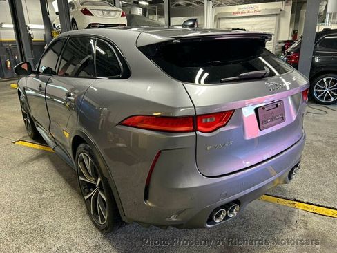 Used 2020 Jaguar F-PACE SVR image 5