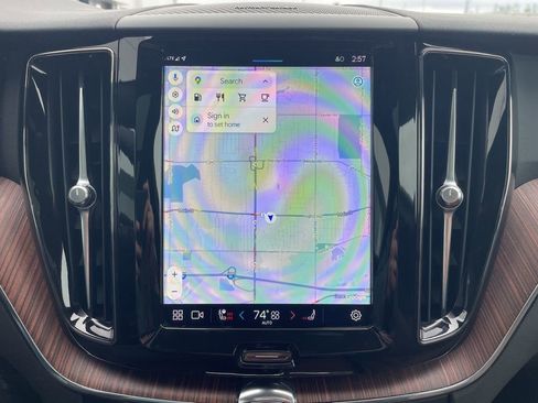 Certified 2023 Volvo XC60 B5 Plus w/ Climate Package image 27