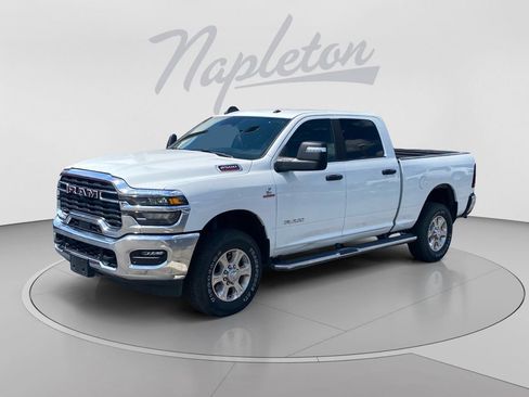 Used 2026 RAM 2500 Big Horn AWD/4WD image 1