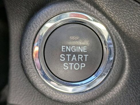 Used 2022 Subaru Crosstrek 2.0i Premium w/ Moonroof Package image 27