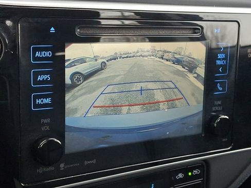 Used 2017 Toyota Corolla XSE image 18