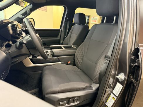 Used 2026 Toyota Tundra SR5 w/ TRD Off-Road Package AWD/4WD image 5