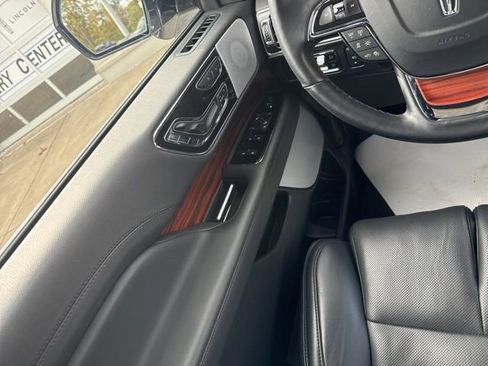 New 2024 Lincoln Navigator Reserve image 30