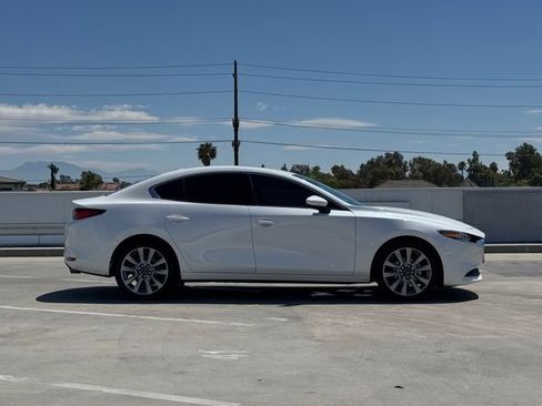 Used 2022 MAZDA MAZDA3 s FWD image 31