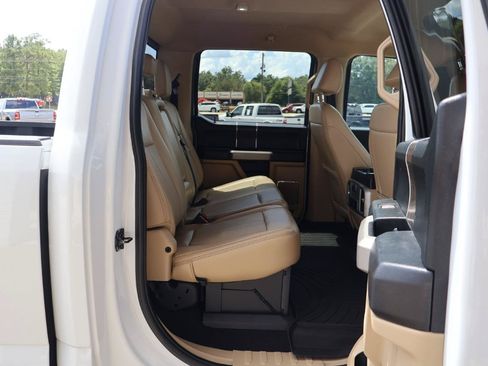 Used 2021 Ford F250 Lariat w/ Chrome Package AWD/4WD image 12