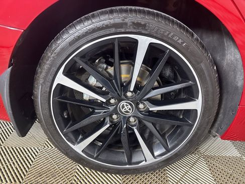 Used 2020 Toyota Camry XSE image 33