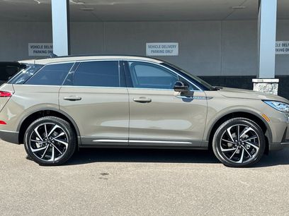 New 2025 Lincoln Corsair Reserve w/ Equipment Group 202A