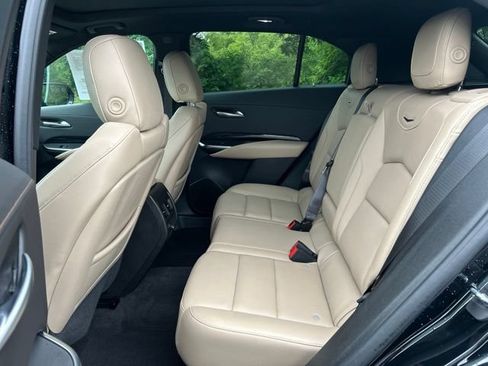 Used 2024 Cadillac XT4 Luxury w/ Cold Weather Package AWD/4WD image 31