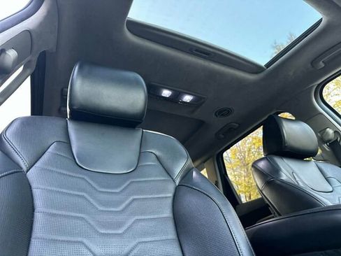 Used 2022 Kia Telluride SX w/ SX Prestige Package image 21