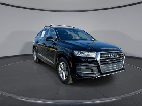 Used 2018 Audi Q7 2.0T Premium w/ Cold Weather Package AWD/4WD image 12
