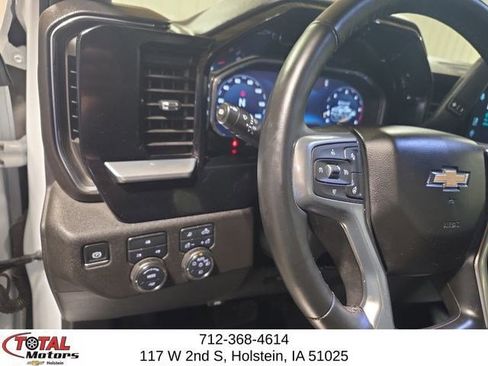 Used 2025 Chevrolet Silverado 3500 LT AWD/4WD image 12