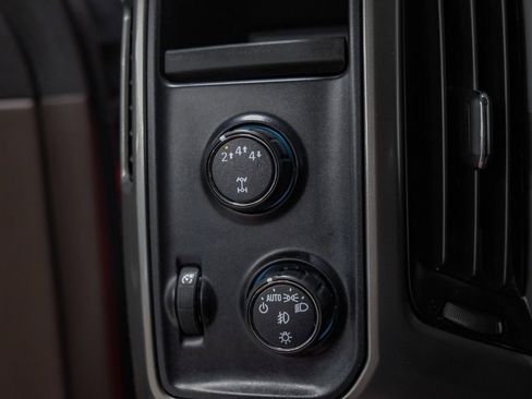 Used 2018 Chevrolet Silverado 2500 LT w/ LT Fleet Convenience Package AWD/4WD image 26