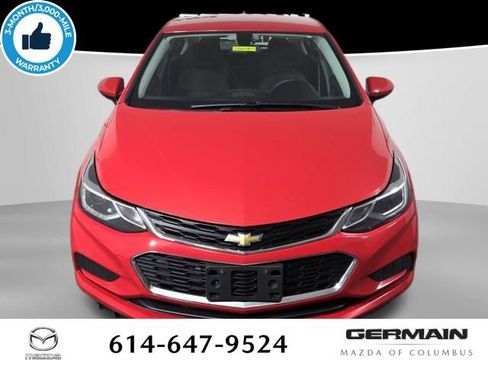 Used 2018 Chevrolet Cruze LT FWD image 3