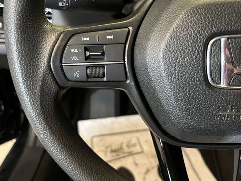 Used 2023 Honda Accord EX image 10