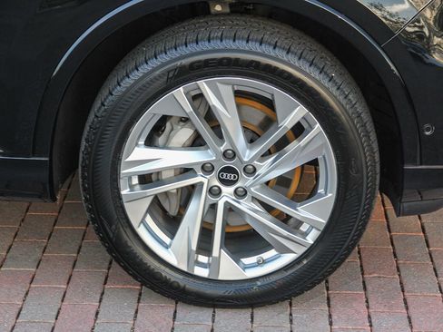 Certified 2023 Audi Q7 3.0T Premium Plus w/ Premium Plus Package image 11