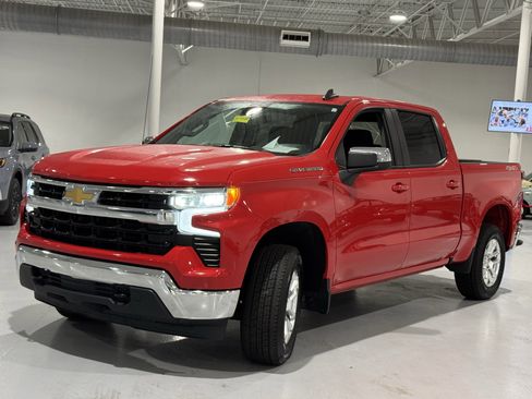 Used 2022 Chevrolet Silverado 1500 LT image 15
