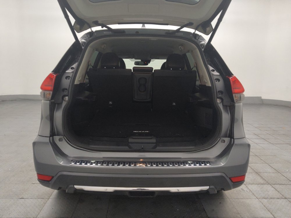 Used 2017 Nissan Rogue SL FWD image 29
