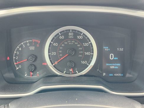 Used 2022 Toyota Corolla SE FWD image 19