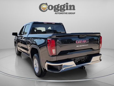 New 2026 GMC Sierra 1500 SLE w/ Preferred Package image 7