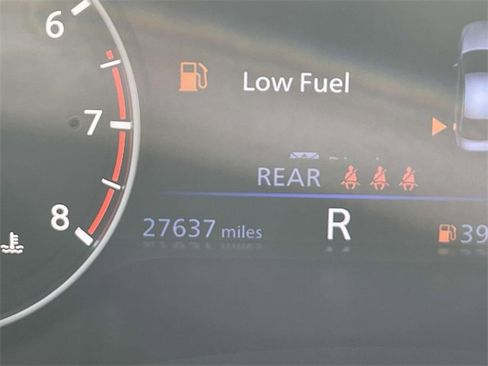 Used 2023 Nissan Altima 2.5 SR w/ SR Premium Package image 28