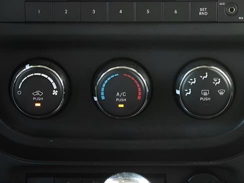 Used 2017 Jeep Patriot Sport w/ Power Value Group image 22