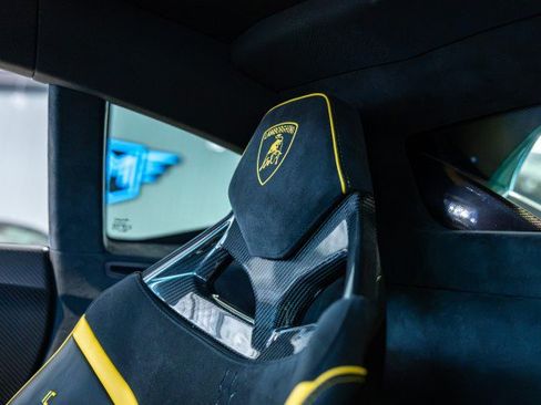 Used 2023 Lamborghini Huracan Tecnica RWD image 48