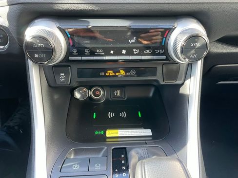 Used 2024 Toyota RAV4 XLE image 18