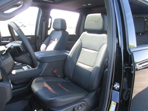 Used 2026 GMC Sierra 2500 AT4 w/ AT4 Premium Plus Package AWD/4WD image 23