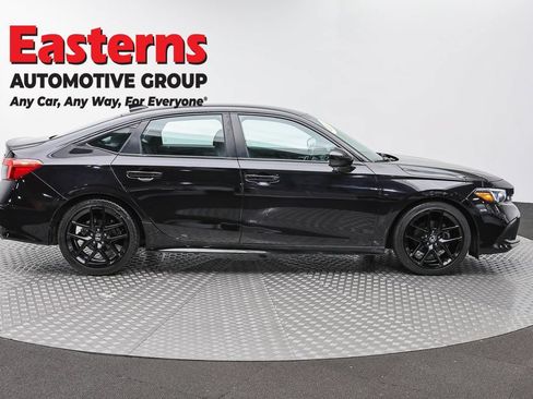 Used 2024 Honda Civic Sport image 4
