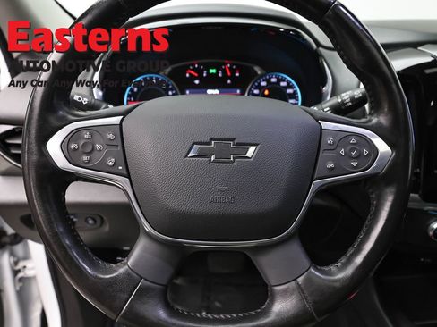 Used 2021 Chevrolet Traverse RS AWD/4WD image 10