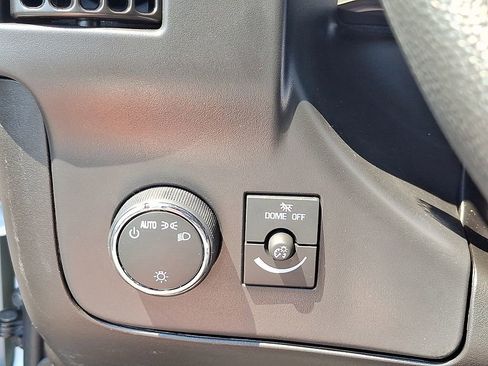 New 2025 Chevrolet Express 3500 w/ Driver Convenience Package image 12