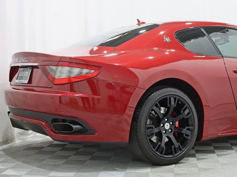 Used 2014 Maserati GranTurismo Sport image 9
