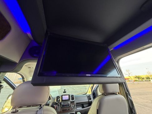 Used 2023 RAM ProMaster 3500 w/ Premium Appearance Group image 32