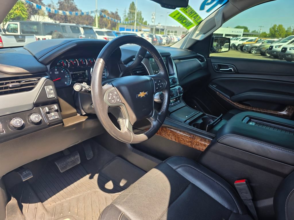 Used 2019 Chevrolet Suburban Premier AWD/4WD image 11