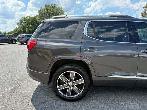 Used 2019 GMC Acadia Denali w/ Technology Package FWD image 42