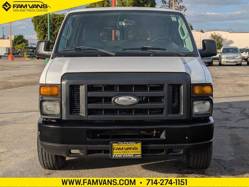 Used 2014 Ford E-350 and Econoline 350 XL w/ Power Windows & Locks Group image 2
