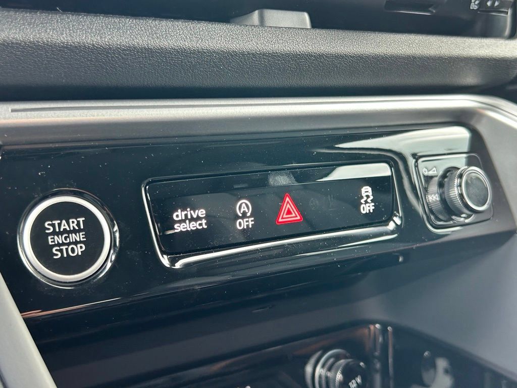 New 2026 Audi Q5 Premium Plus AWD/4WD image 34
