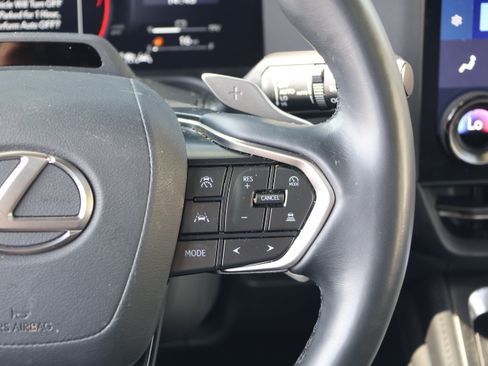 Used 2026 Lexus GX 550 w/ Accessory Package (2T) AWD/4WD image 22