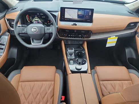 New 2026 Nissan Rogue Platinum image 17