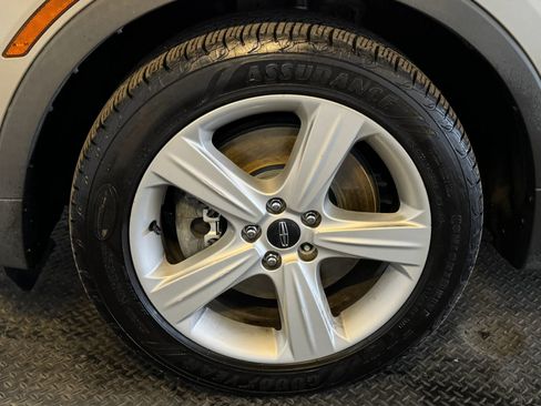 Used 2015 Lincoln MKC AWD image 12