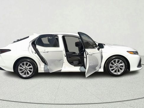 Used 2023 Toyota Camry LE image 14