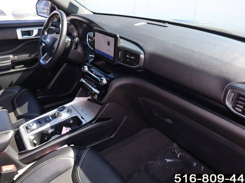 Used 2022 Ford Explorer ST w/ ST Street Pack image 24