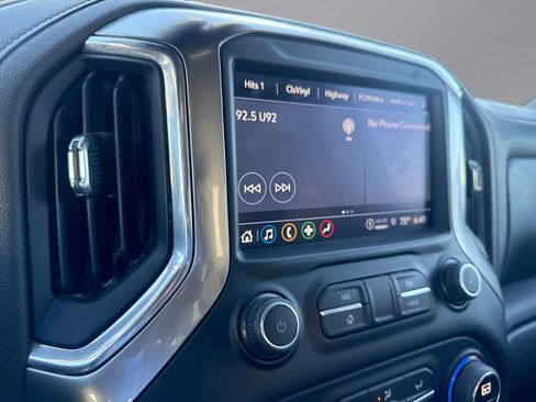 Used 2022 Chevrolet Silverado 1500 LT Trail Boss w/ Convenience Package II AWD/4WD image 24