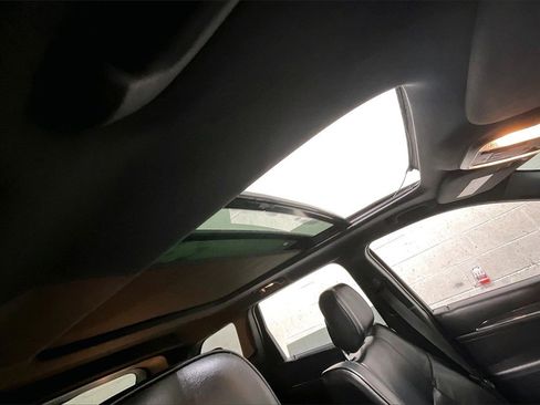 Used 2015 Jeep Grand Cherokee Overland w/ Advanced Technology Group image 26