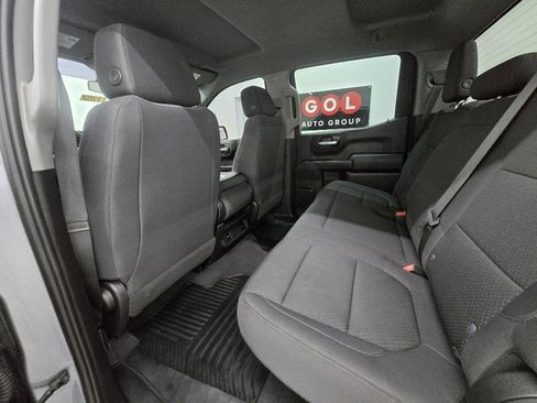 Used 2020 Chevrolet Silverado 1500 Custom w/ Custom Value Package RWD image 17