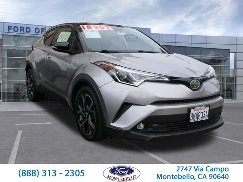 Used 2019 Toyota C-HR Limited FWD image 1