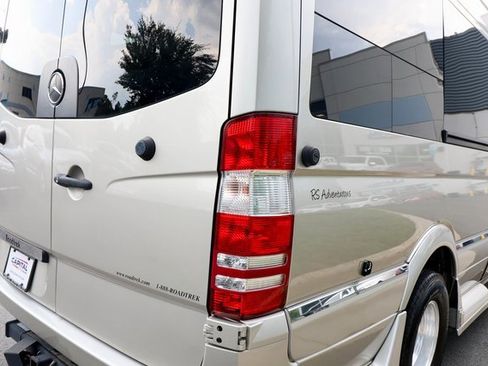 Used 2014 Mercedes-Benz Sprinter 3500 image 27