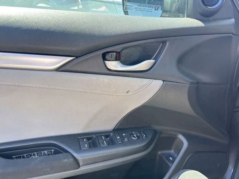 Used 2020 Honda Civic EX image 7