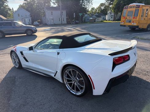 Used 2017 Chevrolet Corvette Grand Sport RWD image 26
